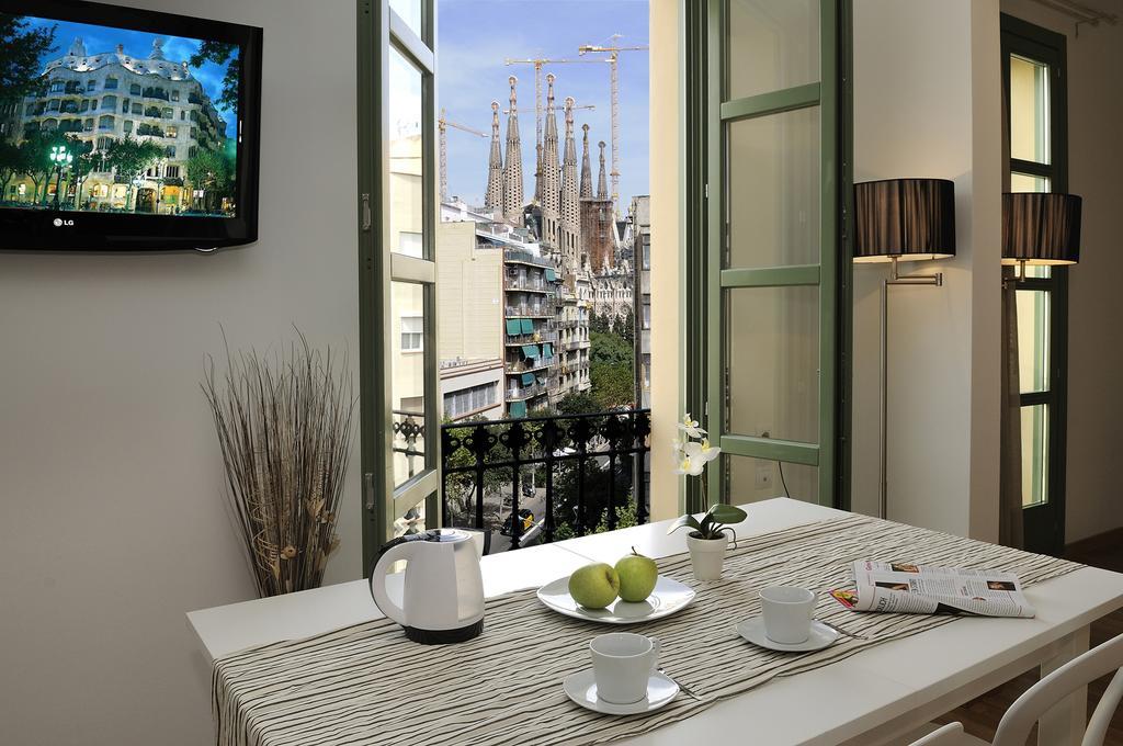 Apart-Suites Hostemplo Barcelona Eksteriør billede